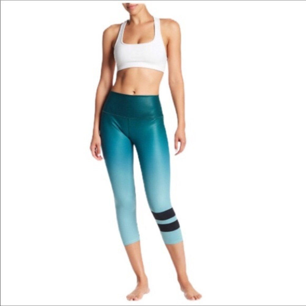 Alo green ombre yoga crop leggings M